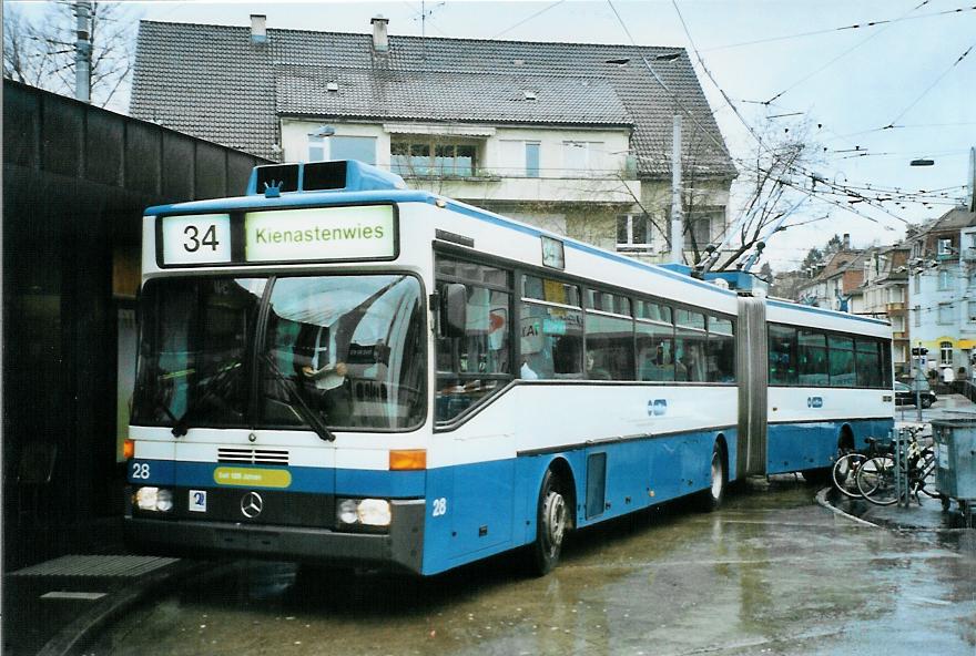 (105'426) - VBZ Zrich - Nr. 28 - Mercedes Gelenktrolleybus am 17. Mrz 2008 in Zrich, Klusplatz