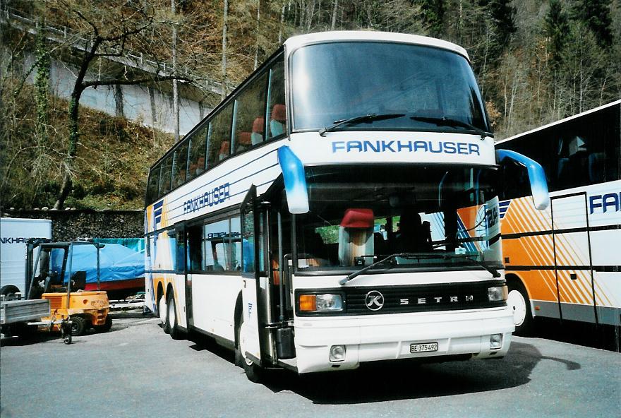 (106'025) - Fankhauser, Sigriswil - BE 375'492 - Setra am 30. Mrz 2008 in Gunten, Garage