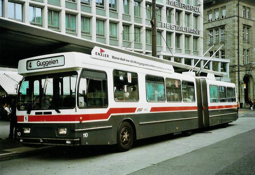 (107'510) - VBSG St. Gallen - Nr. 110 - Saurer/Hess Gelenktrolleybus am 24. Mai 2008 beim Bahnhof St. Gallen