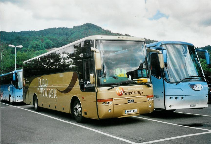 (107'822) - Aus England: Shearings, Wigan - Nr. 710/MX05 AHA - Van Hool am 13. Juni 2008 in Thun, Seestrasse