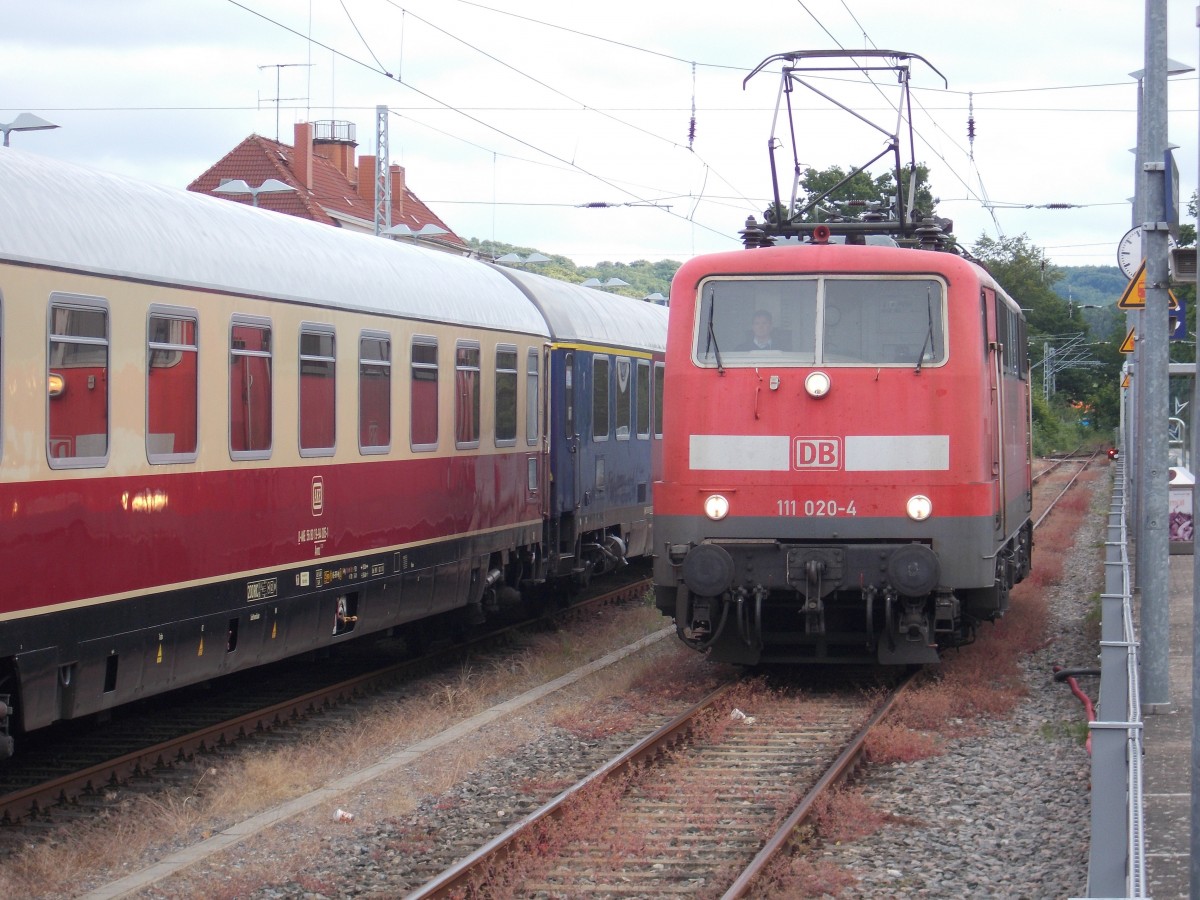 111 020 lief,am 21.Juni 2015,in Binz um.