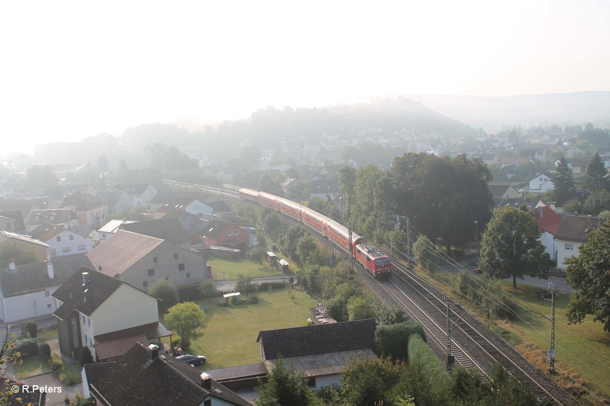 111 176-5 verlässt Dollnstein als RB 59090 München - Nürnberg. 24.09.16