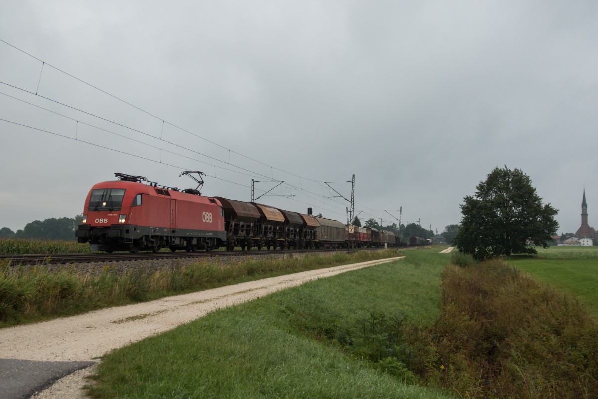 1116 154-5 mit einem gemischten Gterzug aus Salzburg kommend am 2. September 2015 bei bersee.