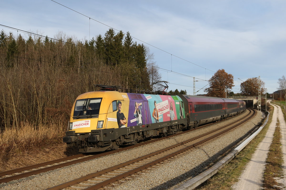 1116 168  Na sicher  war am 24. November 2019 mit dem Railjet 564, bei Grabensttt in Richtung Innsbruck unterwegs.