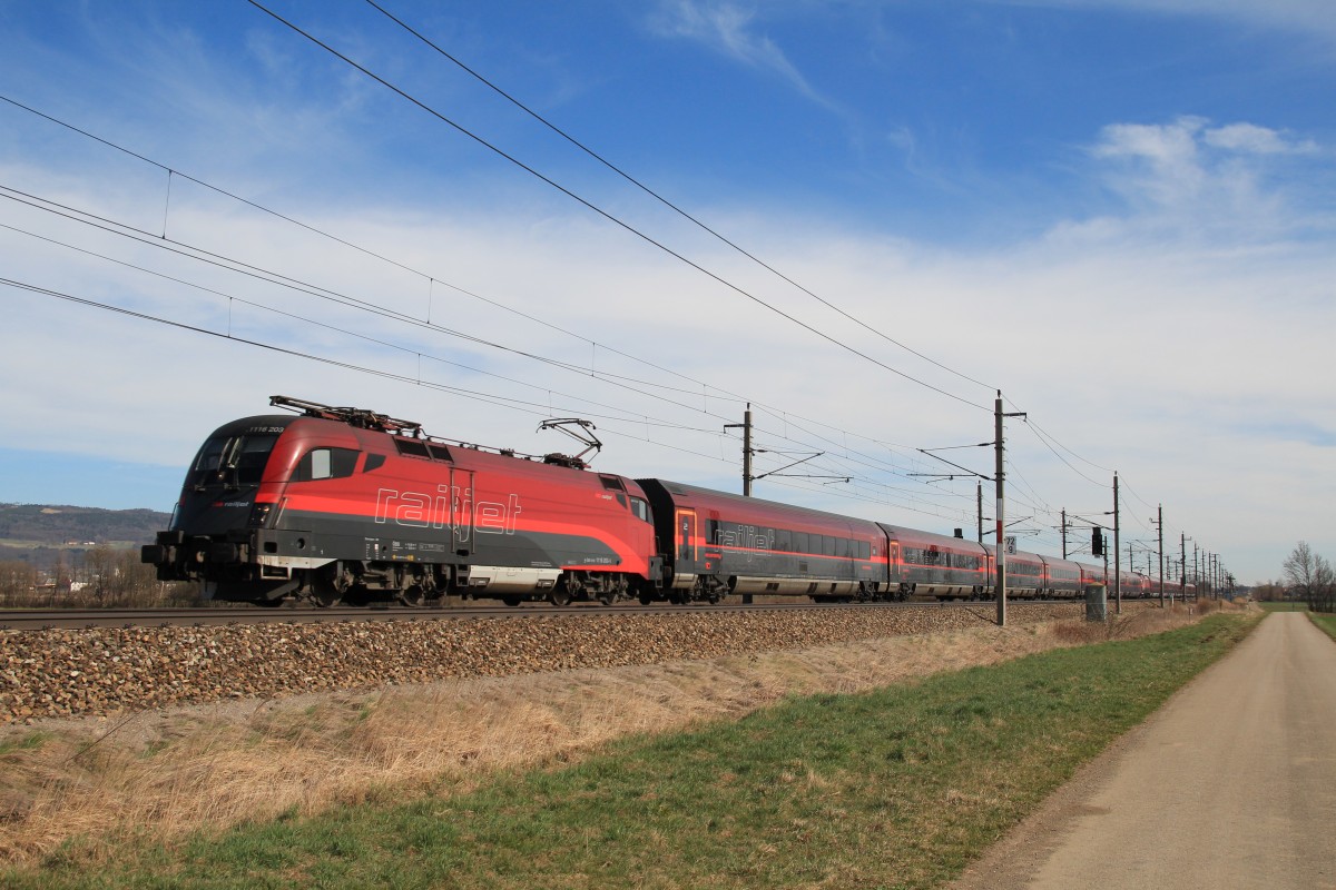 1116 203-9 aus St. Plten kommend am 20. Mrz 2014 bei Grosierning.