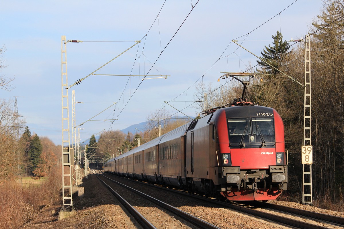 1116 212-0 schiebend am 10. Mrz 2013 bei bersee.
