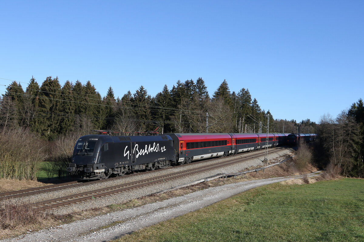 1116 229  BECHTOLD  aus Salzburg kommend am 16. Januar 2023 bei Sossau im Chiemgau.