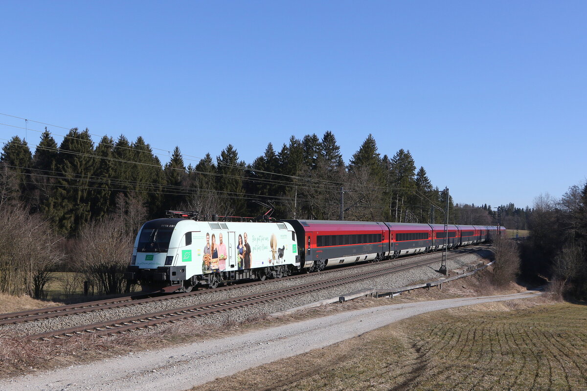 1116 231  BIO AUSTRIA  aus Salzburg kommend am 10. Mrz 2022 bei Grabensttt.