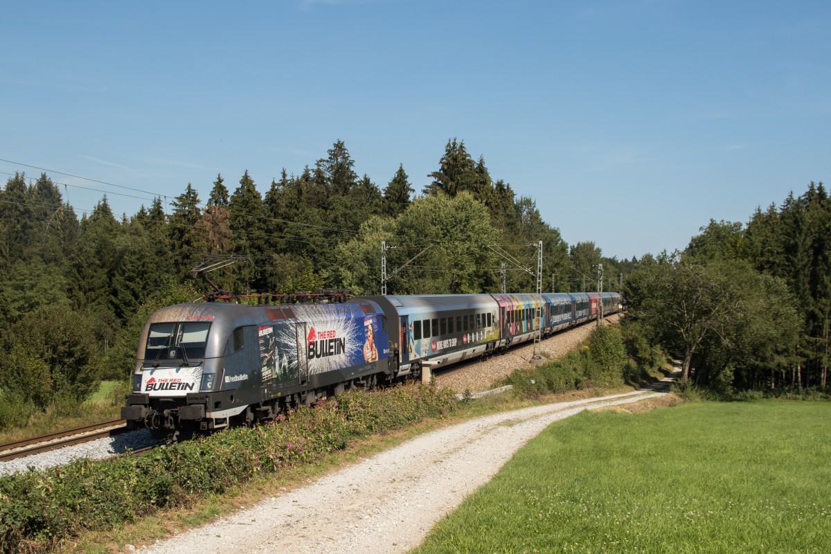 1116 248 mit dem  Red Bull Fashion Railjet  am 12. September 2015 bei Grabensttt.