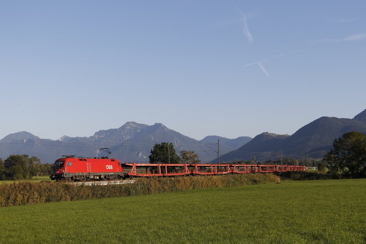 1116 278 mit einem leeren Autozug am 12. September 2018 bei Bernau am Chiemsee.