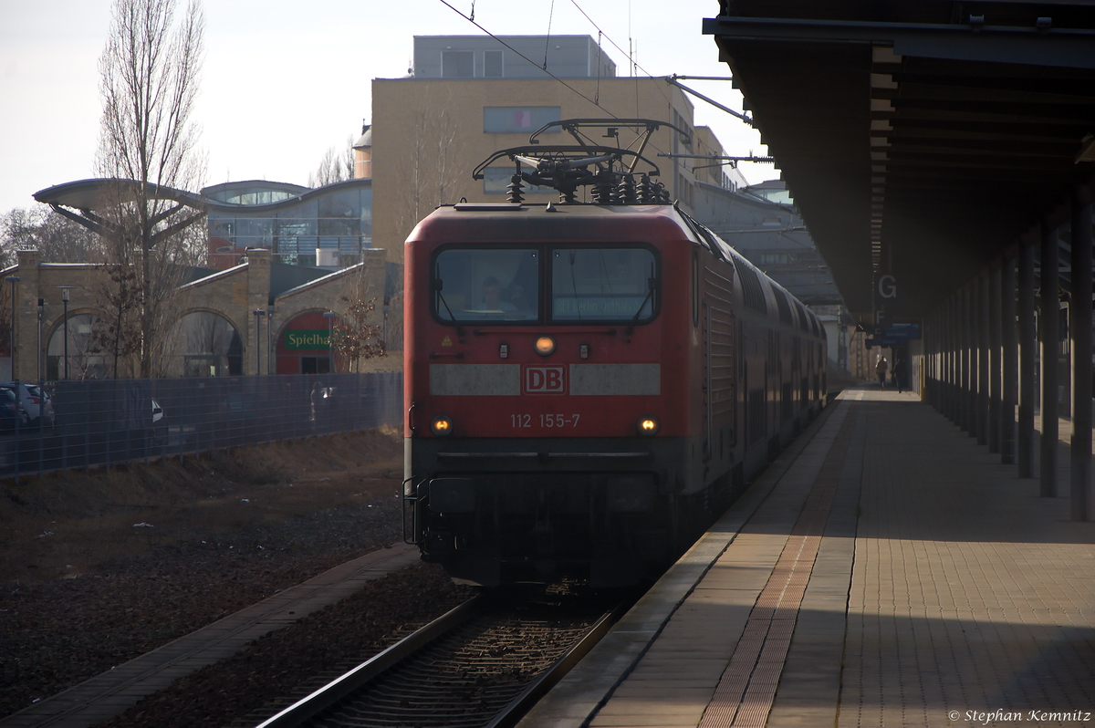 112 155-7 mit dem RE1 (RE 18185) von Brandenburg Hbf nach Berlin Ostbahnhof im Potsdamer Hbf. 08.03.2015