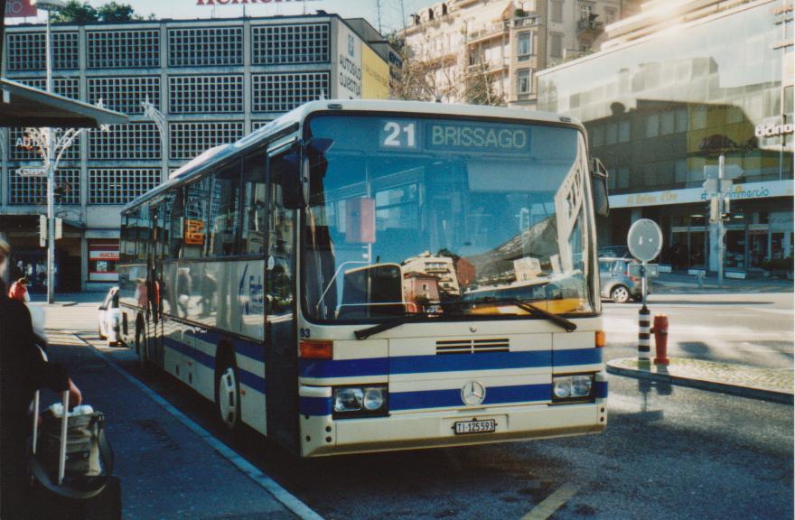 (112'321) - FART Locarno - Nr. 93/TI 125'593 - Mercedes am 7. Dezember 2008 beim Bahnhof Locarno