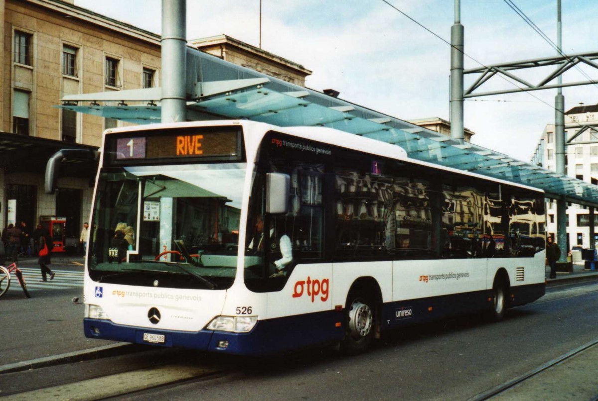 (115'010) - TPG Genve - Nr. 526/GE 960'588 - Mercedes am 8. Mrz 2009 beim Bahnhof Genve