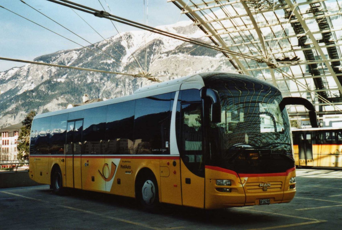 (115'106) - PostAuto Graubnden - GR 162'989 - MAN am 14. Mrz 2009 in Chur, Postautostation