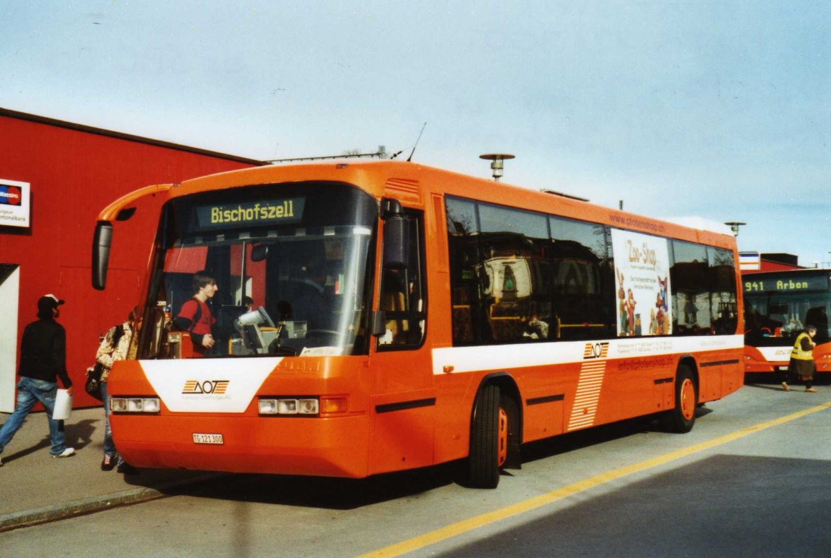 (115'436) - AOT Amriswil - Nr. 12/TG 121'300 - Neoplan (ex SBC Chur Nr. 20) am 18. Mrz 2009 beim Bahnhof Amriswil