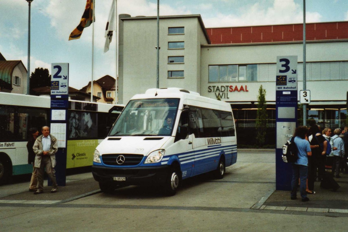 (115'936) - WilMobil, Wil - Nr. 209/SG 305'529 - Mercedes am 22. April 2009 beim Bahnhof Wil