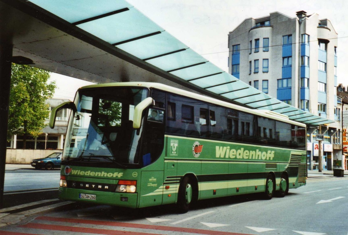 (118'003) - Wiedenhoff, Solingen - Nr. 260/SG-AN 260 - Setra am 5. Juli 2009 in Solingen, Graf-Wilhelm-Platz