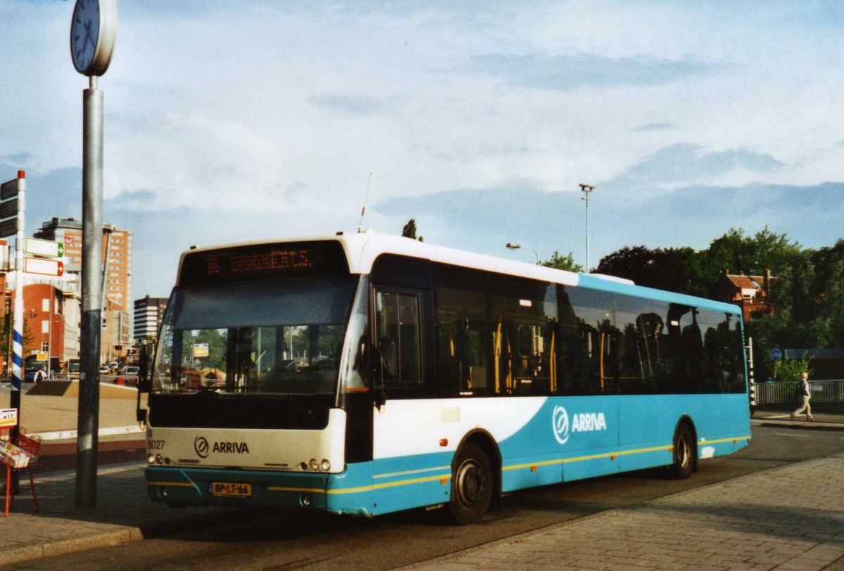 (118'423) - ARRIVA - Nr. 8027/BP-LT-66 - VDL Berkhof am 7. Juli 2009 beim Bahnhof Groningen