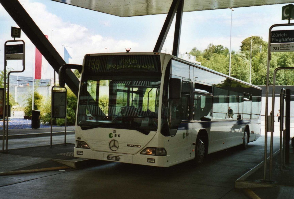 (119'010) - Welti-Furrer, Zrich - Nr. 88/ZH 661'188 - Mercedes am 10. Juli 2009 in Zrich, Flughafen