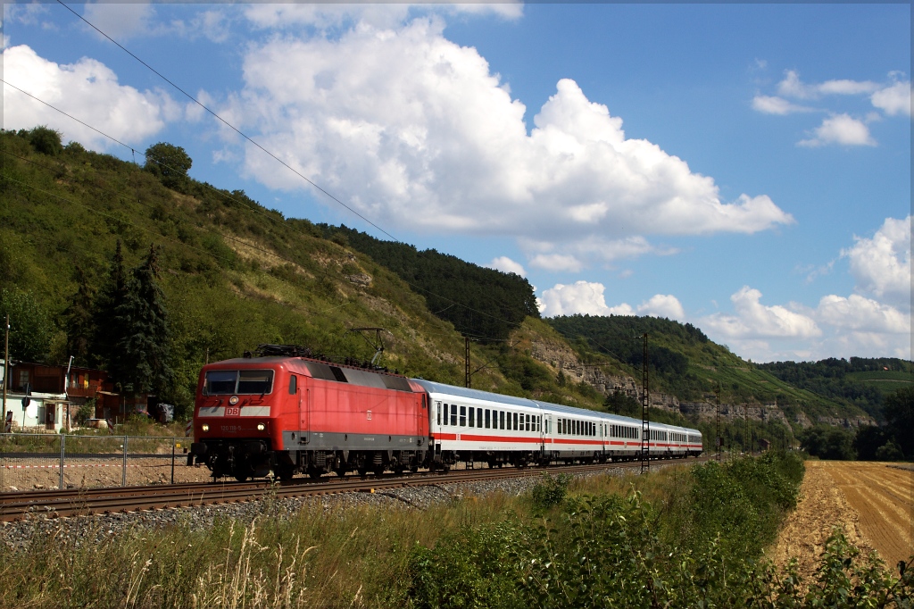 120 118 mit IC in Richtung Norden am 10.08.13 in Karlstadt