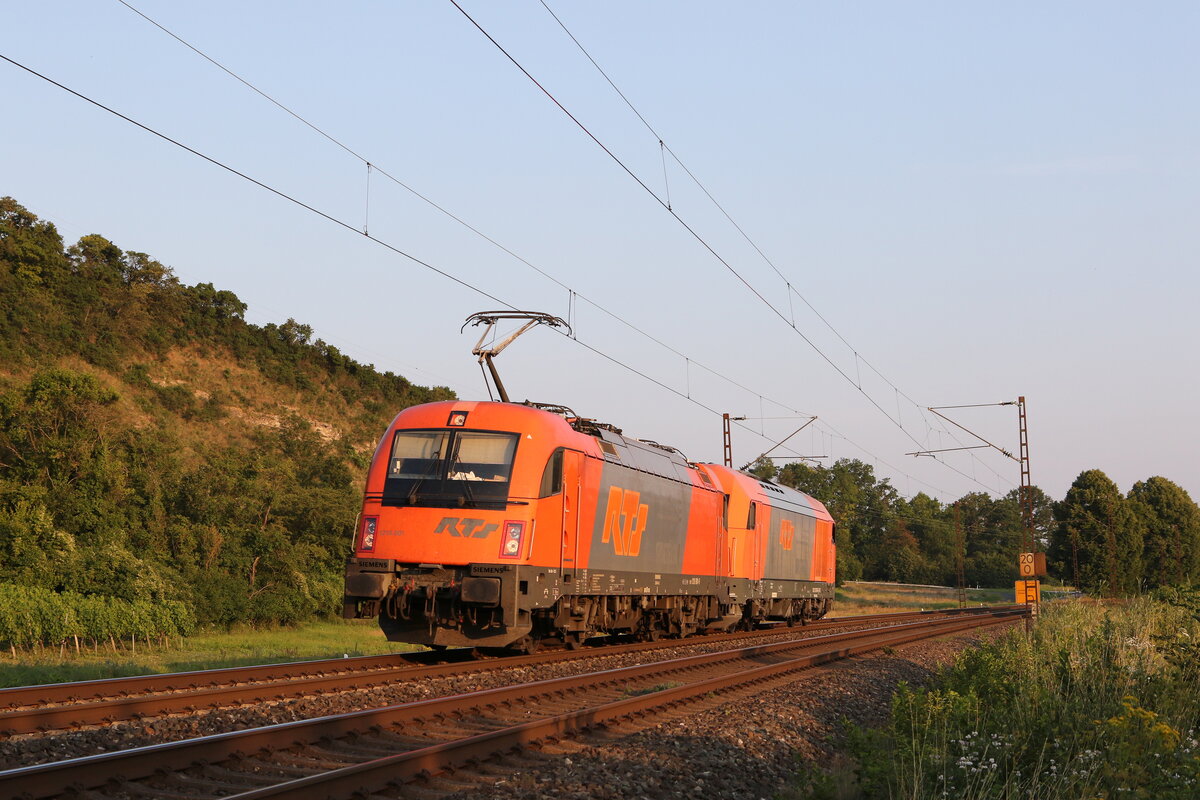 1216 901 & 2016 906 auf dem Weg nach Gemnden. Aufgenommen am 23. Juli 2021 bei Himmelstadt am Main.