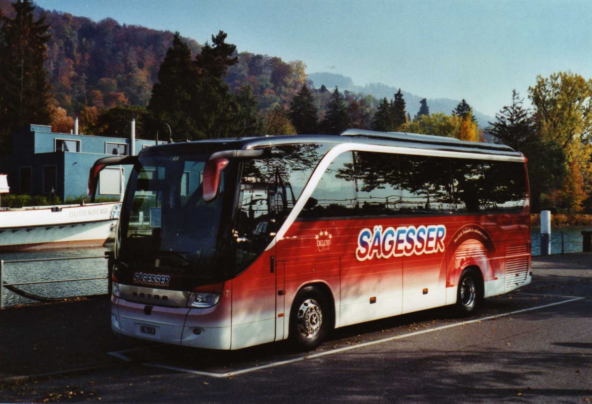 (121'836) - Sgesser, Wintersingen - Nr. 7/BL 7501 - Setra am 30. Oktober 2009 bei der Schifflndte Thun