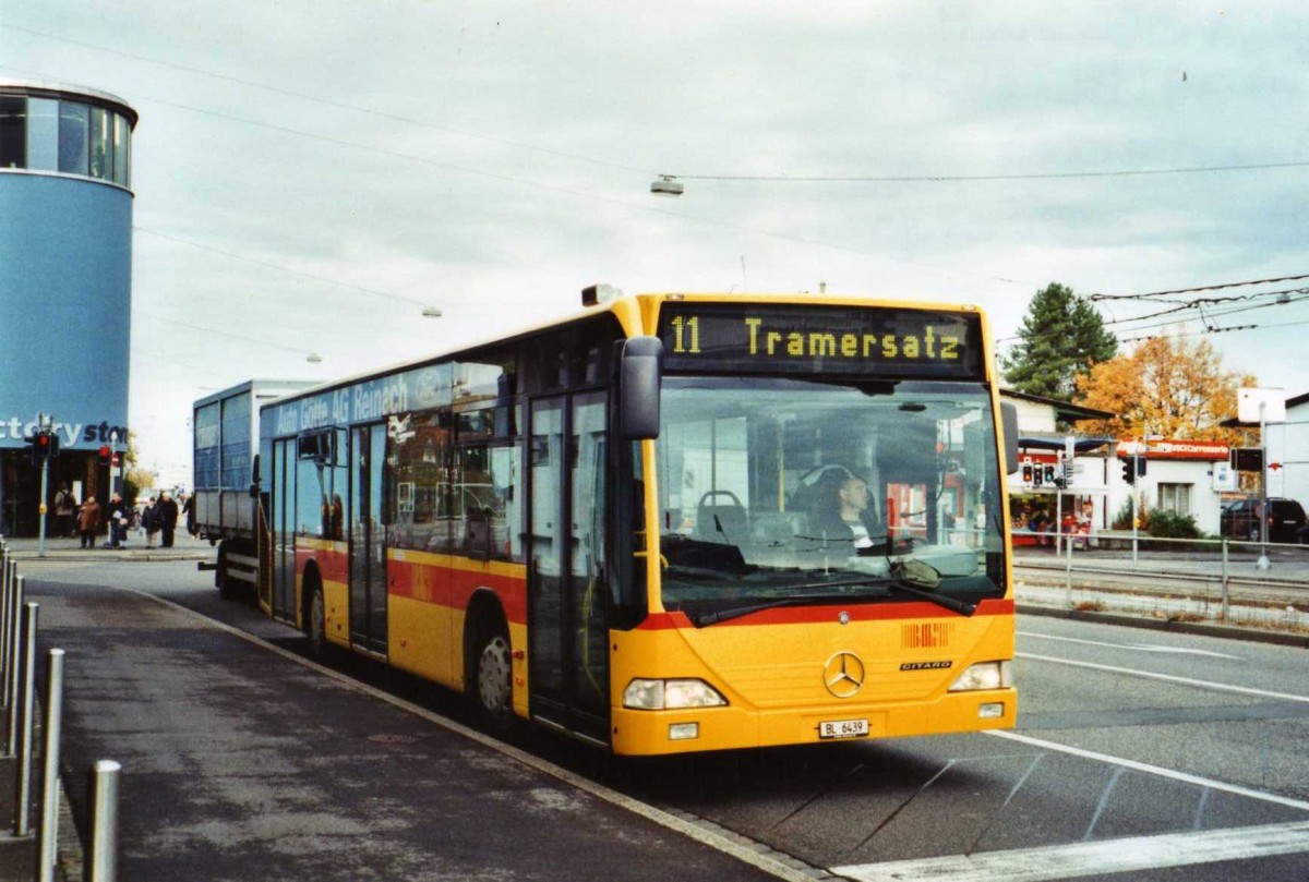 (122'129) - BLT Oberwil - Nr. 39/BL 6439 - Mercedes am 17. November 2009 in Basel, Dreispitz