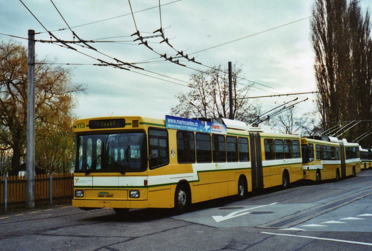 (122'517) - TN Neuchtel - Nr. 113 - NAW/Hess Gelenktrolleybus am 5. Dezember 2009 in Neuchtel, Dpt