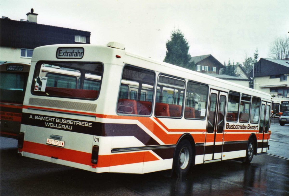 (122'711) - Bamert, Wollerau - SZ 79'099 - FBW/R&J am 10. Dezember 2009 in Wollerau, Garage