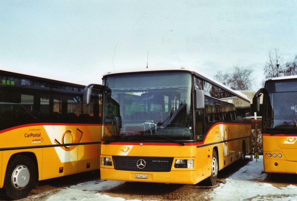 (123'305) - CarPostal Ouest - VD 548'726 - Mercedes am 23. Dezember 2009 in Yverdon, Garage