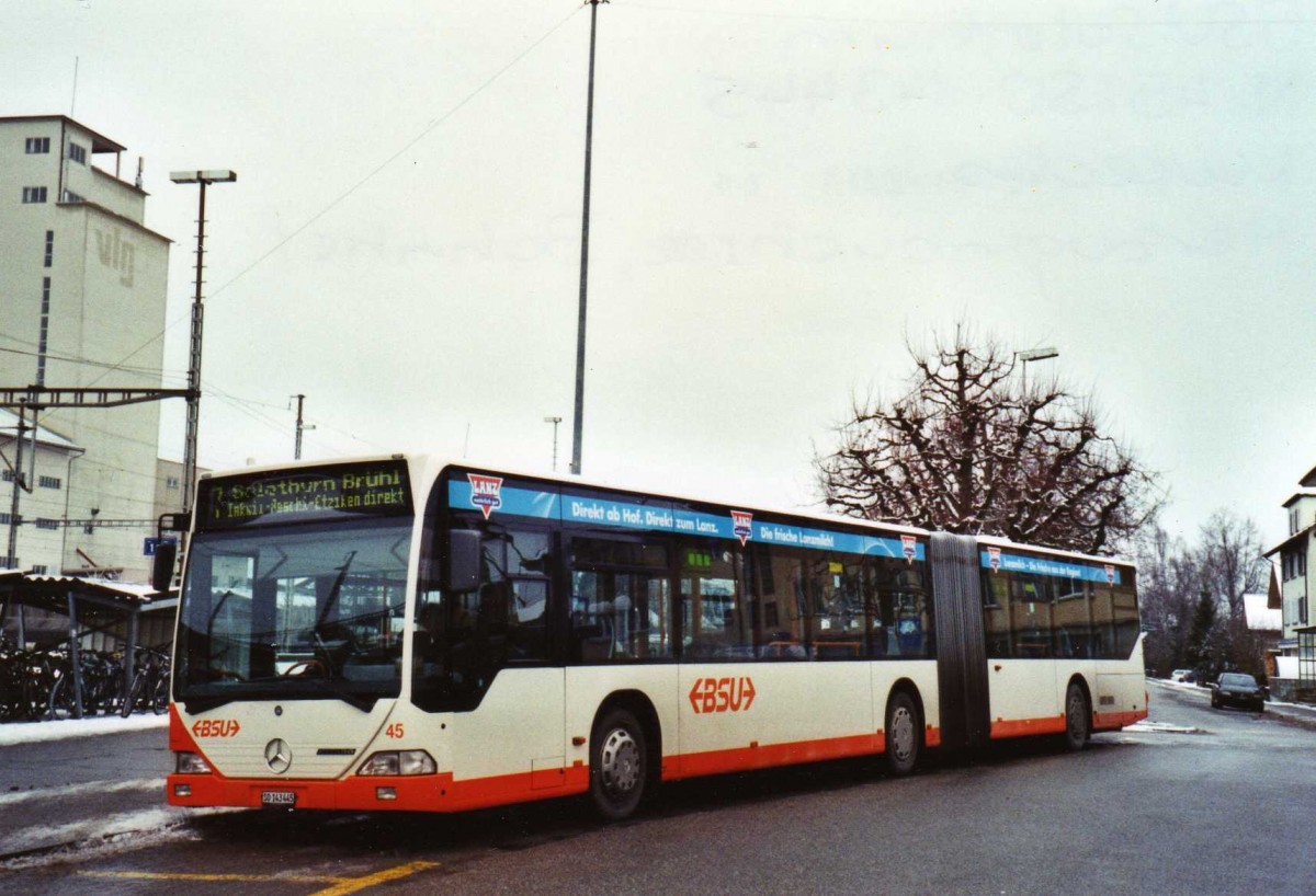 (124'120) - BSU Solothurn - Nr. 45/SO 143'445 - Mercedes am 11. Januar 2010 beim Bahnhof Herzogenbuchsee