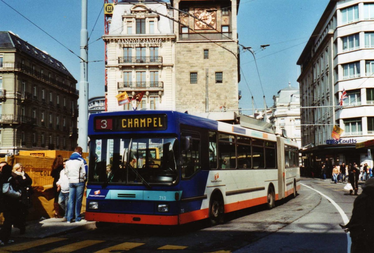 (124'926) - TPG Genve - Nr. 713 - NAW/Hess Gelenktrolleybus am 13. Mrz 2010 in Genve, Bel-Air