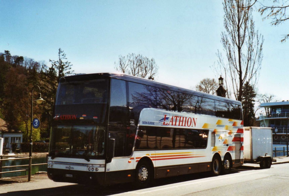 (125'324) - Lathion, Sion - Nr. 34/VS 24'940 - Van Hool am 6. April 2010 bei der Schifflndte Thun