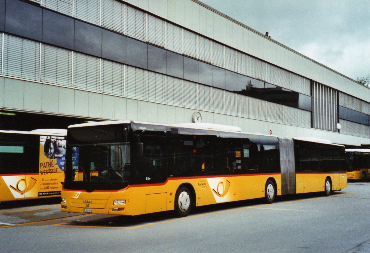 (126'119) - PostAuto Bern - Nr. 661/BE 610'548 - MAN am 13. Mai 2010 in Bern, Postautostation