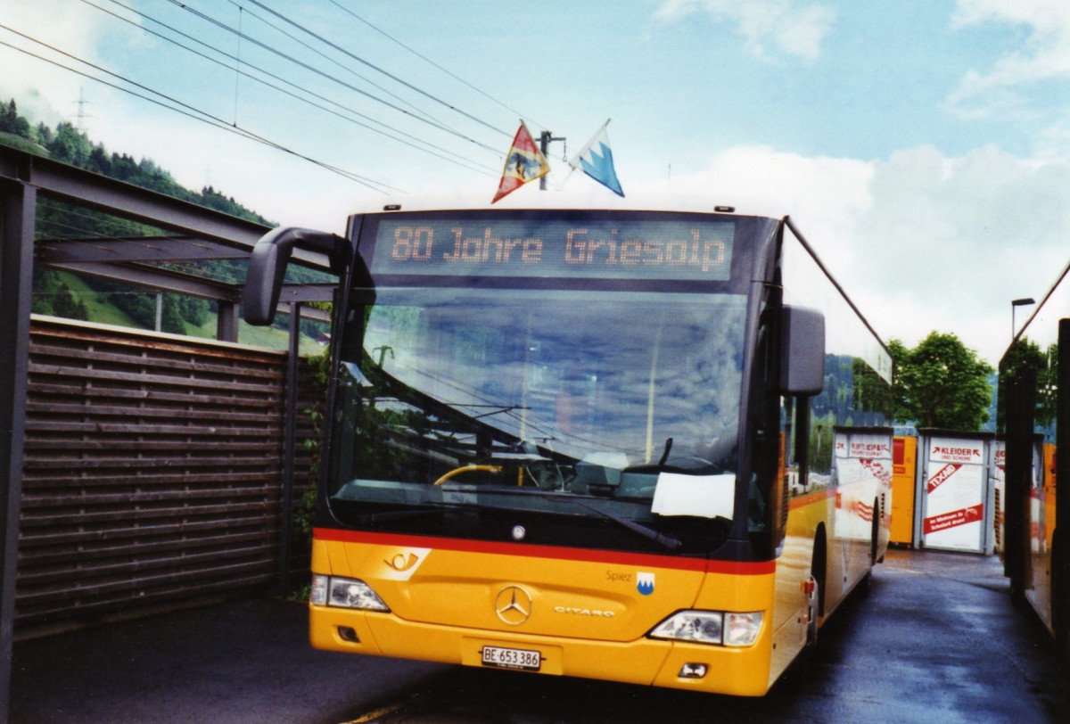 (126'615) - PostAuto Bern - BE 653'386 - Mercedes am 29. Mai 2010 beim Bahnhof Reichenbach