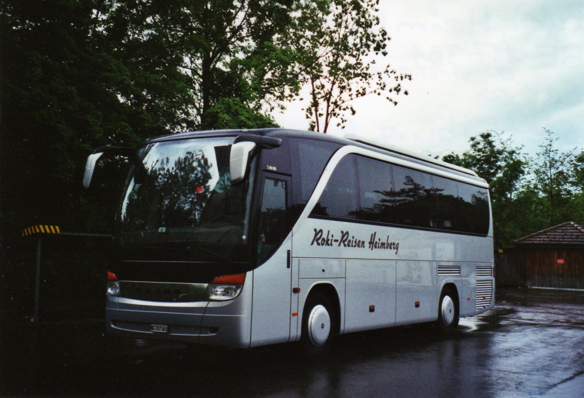 (126'819) - Roki, Heimberg - BE 117'361 - Setra am 6. Juni 2010 in Steffisburg, Schulhaus Zulg