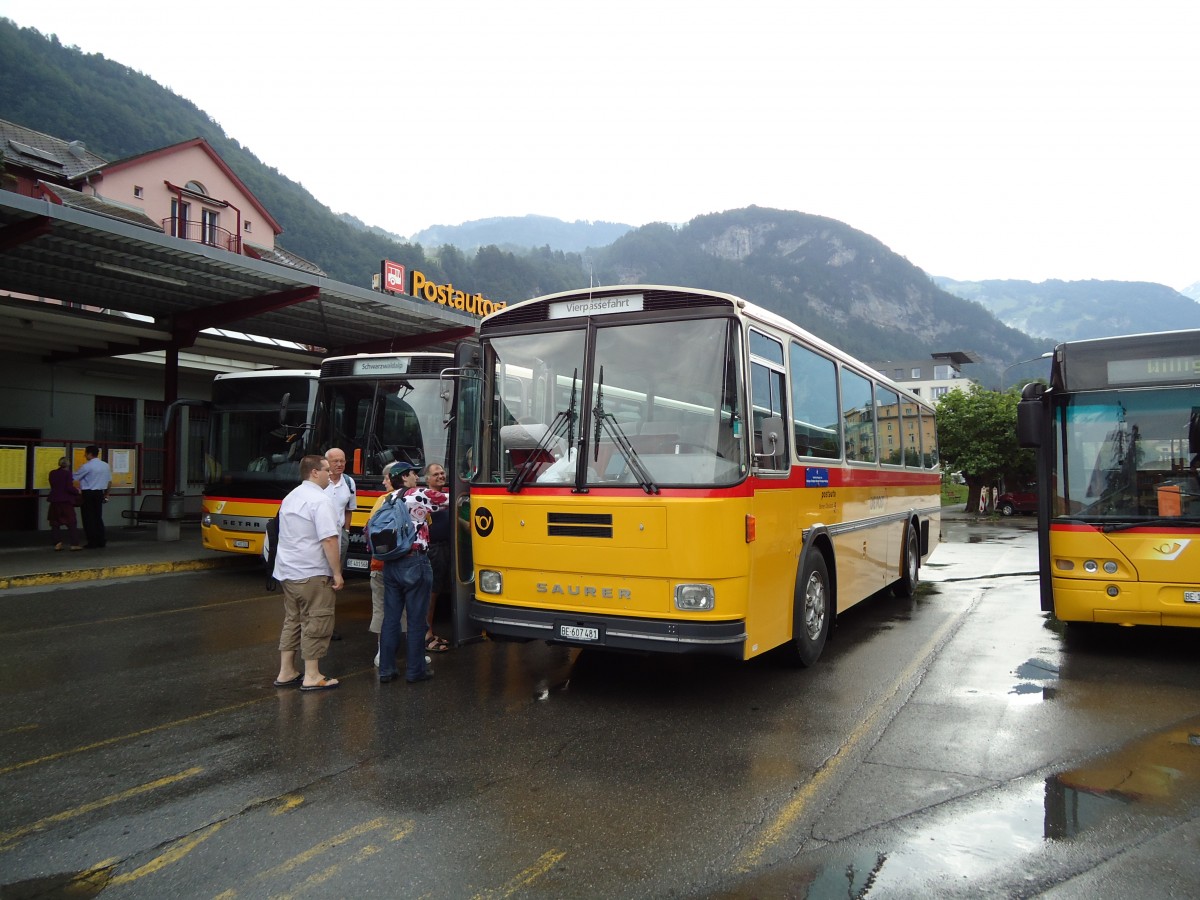 (127'512) - AVG Meiringen - Nr. 74/BE 607'481 - Saurer/R&J (ex P 24'357) am 4. Juli 2010 in Meiringen, Postautostation