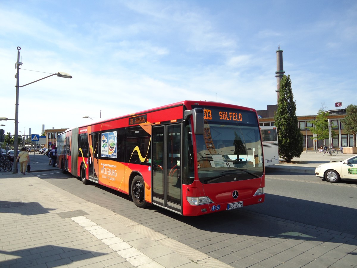 (127'779) - WVG Wolfsburg - Nr. 971/WOB-VG 71 - Mercedes am 8. Juli 2010 beim Hauptbahnhof Wolfsburg