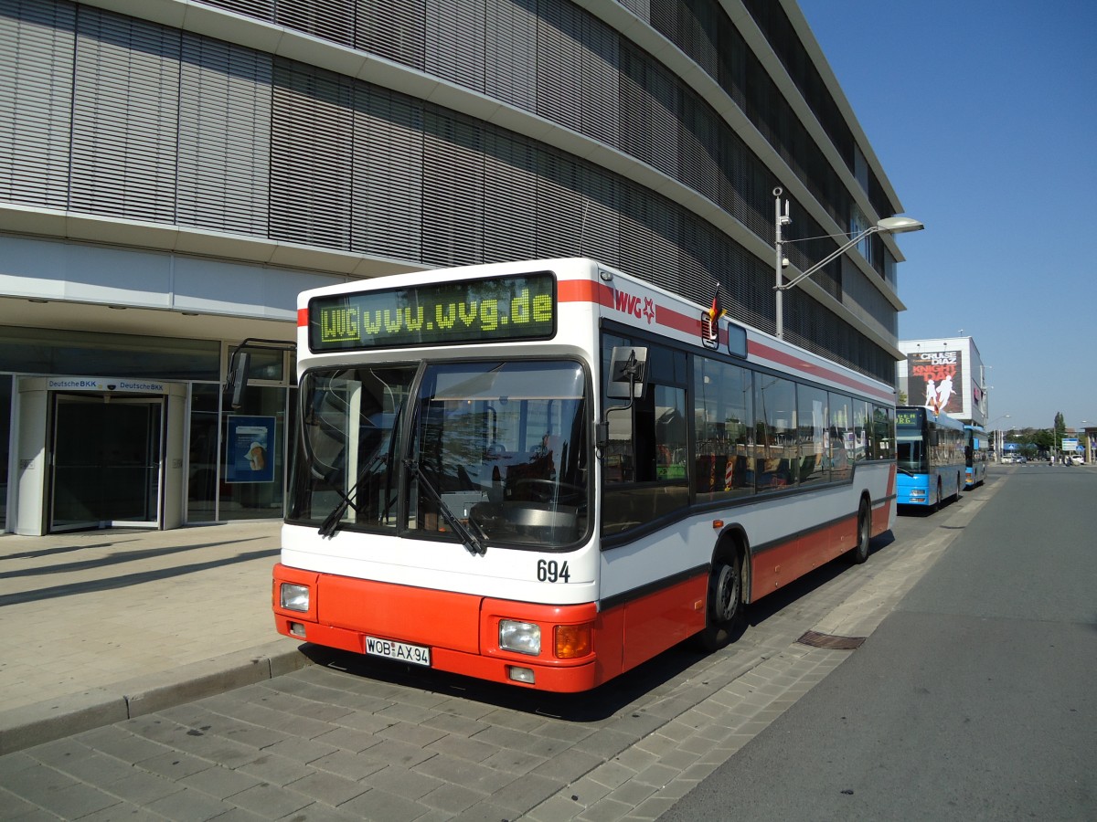 (127'795) - WVG Wolfsburg - Nr. 694/WOB-AX 94 - MAN am 9. Juli 2010 beim Hauptbahnhof Wolfsburg