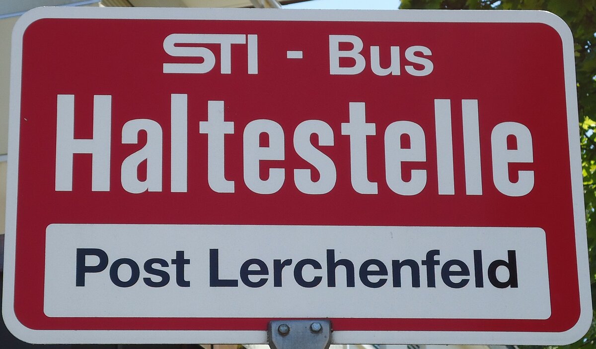 (128'170) - STI-Haltestellenschild - Thun, Post Lerchenfeld - am 1. August 2010