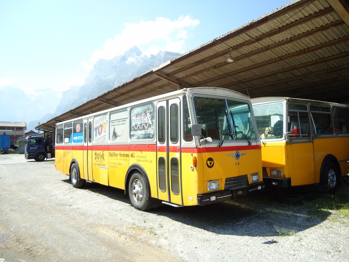 (128'260) - Oldie-Tours Zrisee, Wollerau - Saurer/Hess (ex Wohlgemuth, Hochwald) am 7. August 2010 in Nfels, Industrie