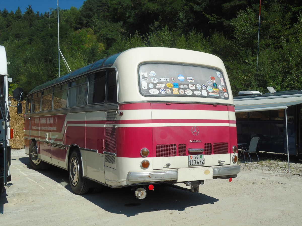 (129'000) - Wassersportverein, Zizers - SG 113'472 - Mercedes am 22. August 2010 in Thayngen, Wohnbustreffen