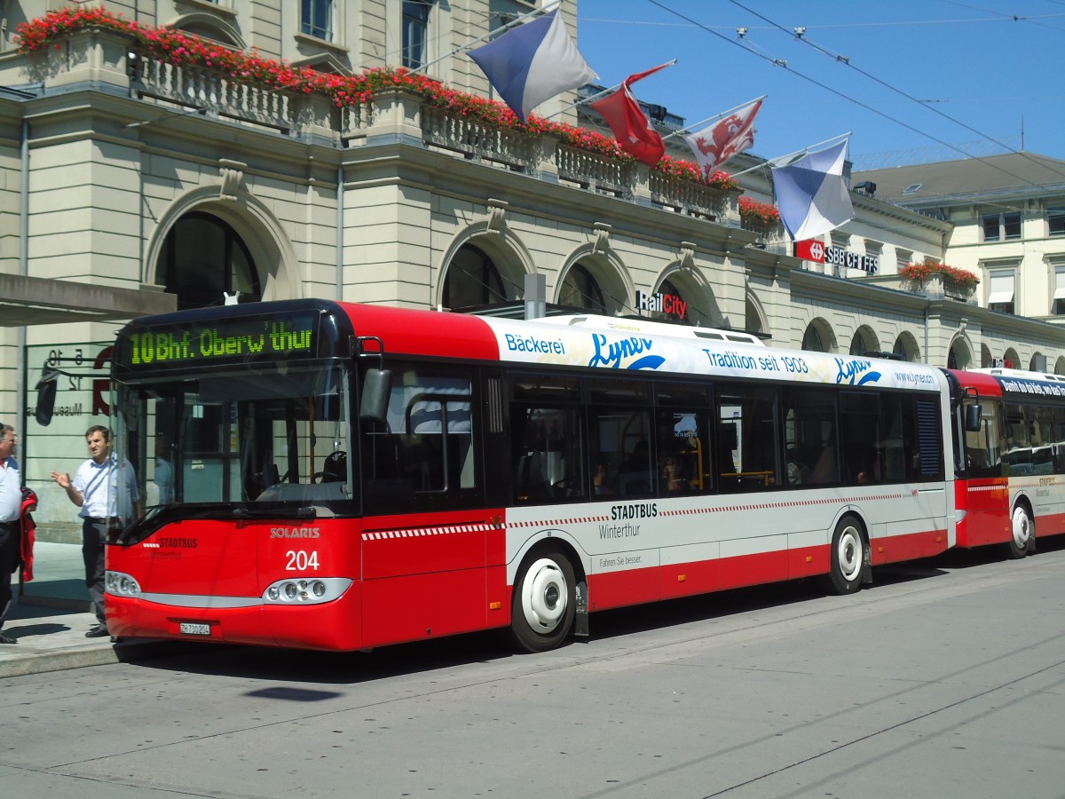 (129'044) - SW Winterthur - Nr. 204/ZH 730'204 - Solaris am 22. August 2010 beim Hauptbahnhof Winterthur