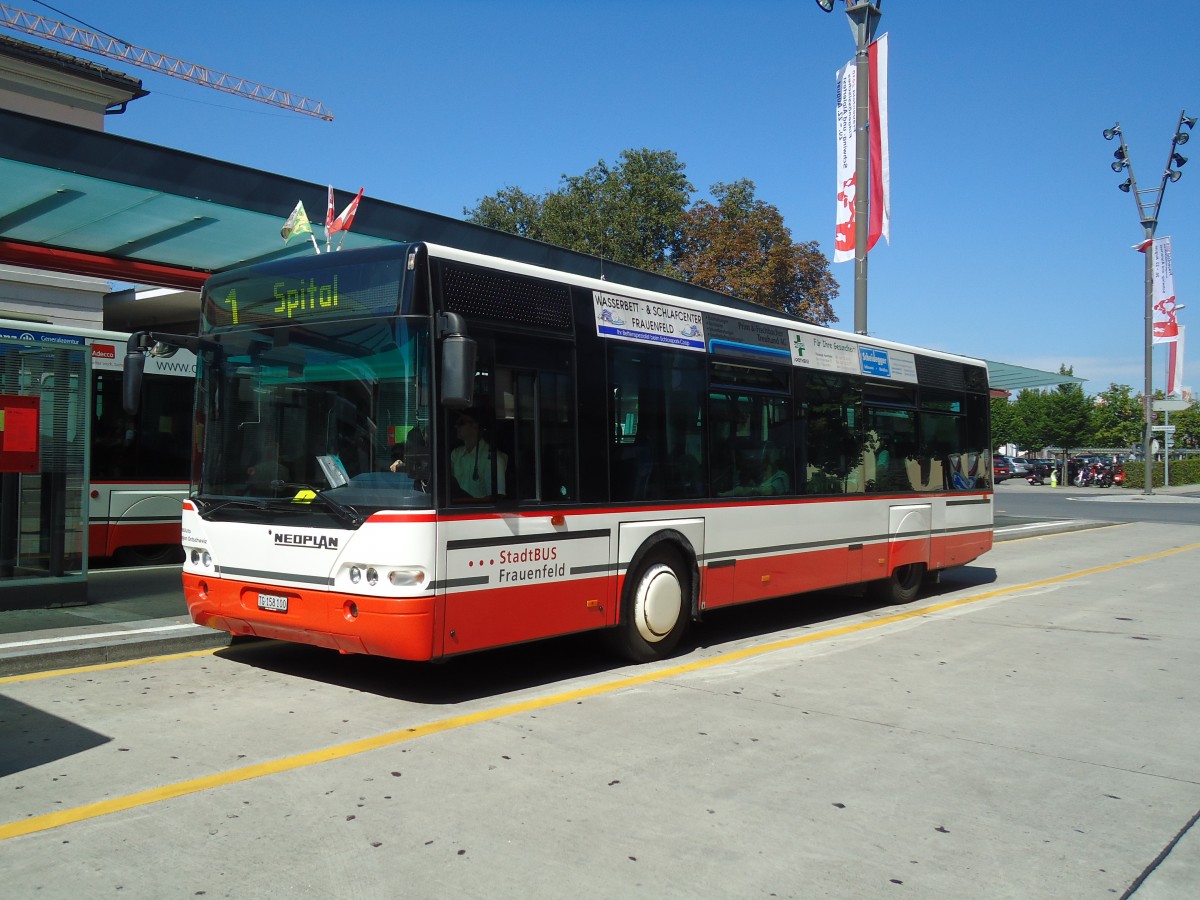 (129'086) - PostAuto Ostschweiz - Nr. 76/TG 158'100 - Neoplan (ex P 23'206) am 22. August 2010 beim Bahnhof Frauenfeld