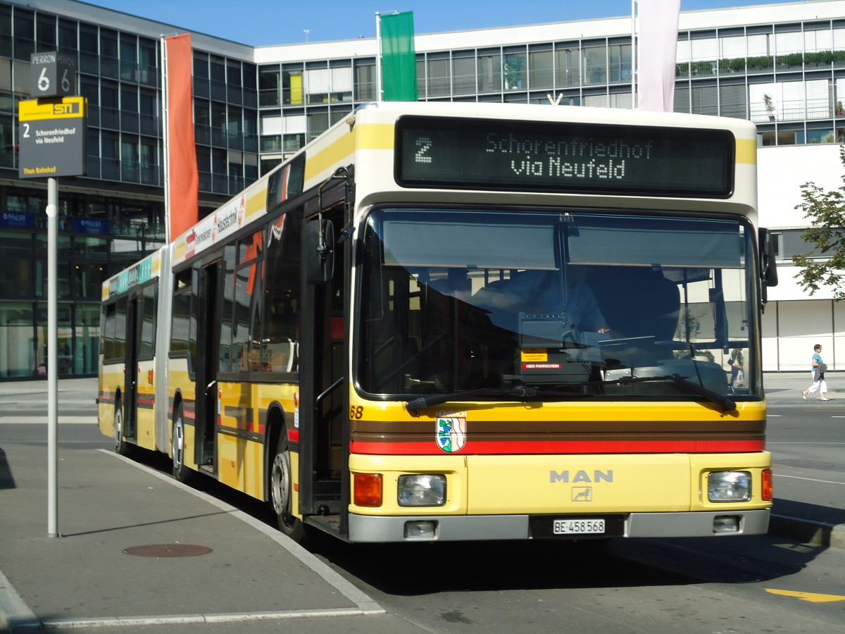 (129'308) - STI Thun - Nr. 68/BE 458'568 - MAN am 4. September 2010 beim Bahnhof Thun