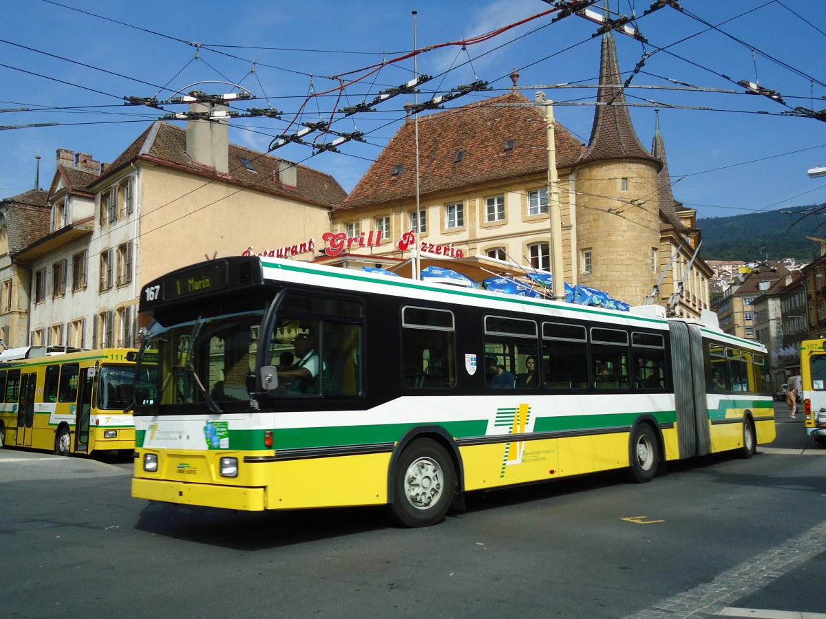 (129'543) - TN Neuchtel - Nr. 167 - FBW/Hess Gelenktrolleybus am 6. September 2010 in Neuchtel, Place Pury