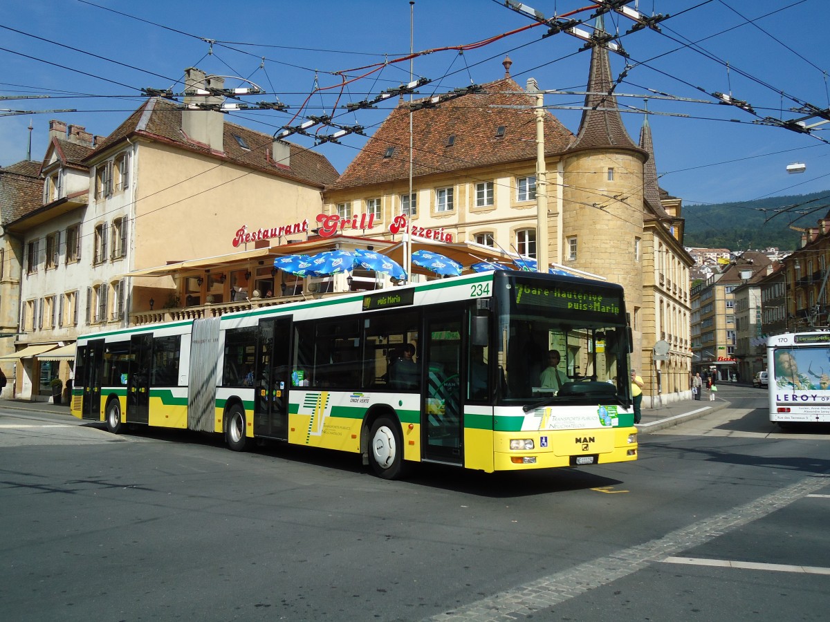 (129'551) - TN Neuchtel - Nr. 234/NE 111'234 - MAN am 6. September 2010 in Neuchtel, Place Pury