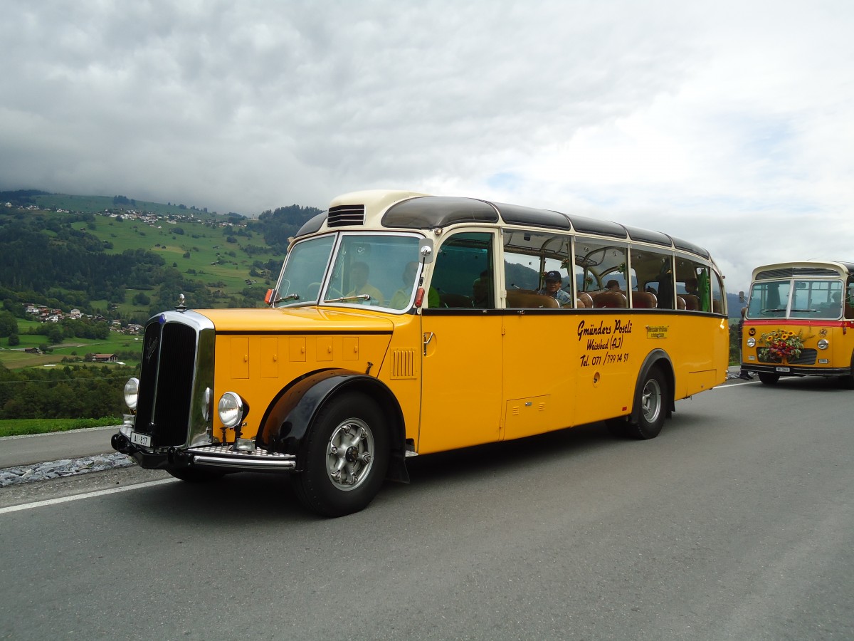 (129'888) - Gmnder, Weissbad - AI 817 - Saurer/Gangloff (ex P 23'144) am 18. September 2010 in Castrisch, Schleps