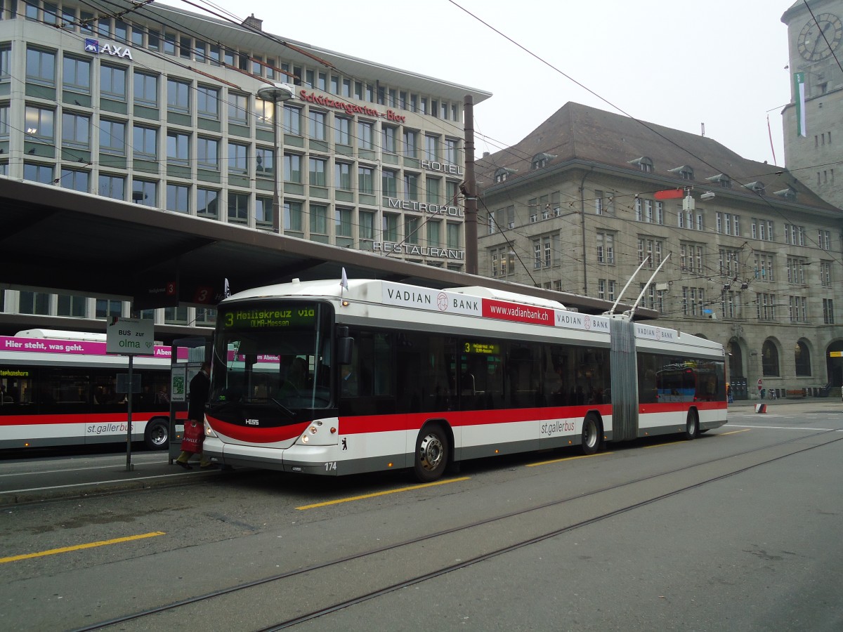 (130'411) - St. Gallerbus, St. Gallen - Nr. 174 - Hess/Hess Gelenktrolleybus am 13. Oktober 2010 beim Bahnhof St. Gallen