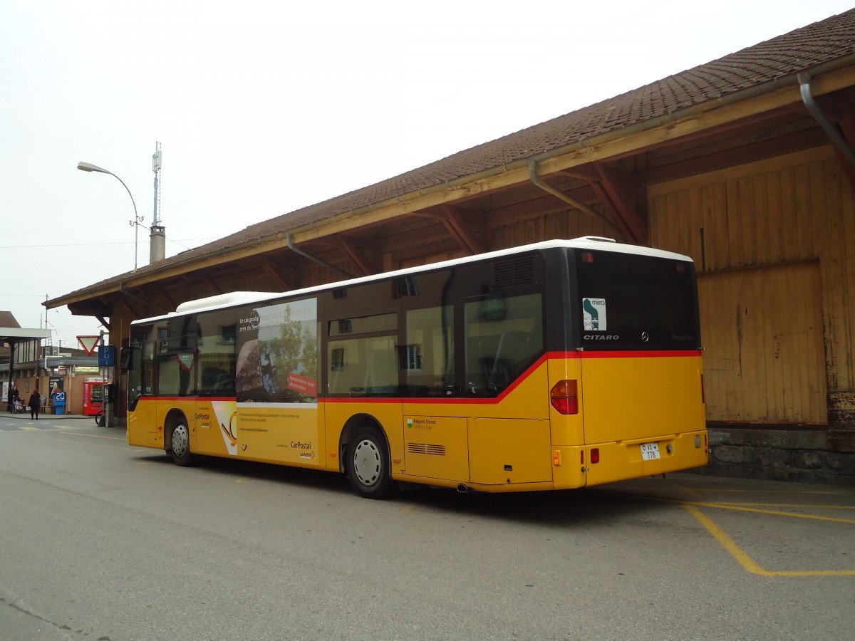 (130'468) - SAPJV, L'Isle - Nr. 24/VD 778 - Mercedes am 14. Oktober 2010 beim Bahnhof Nyon